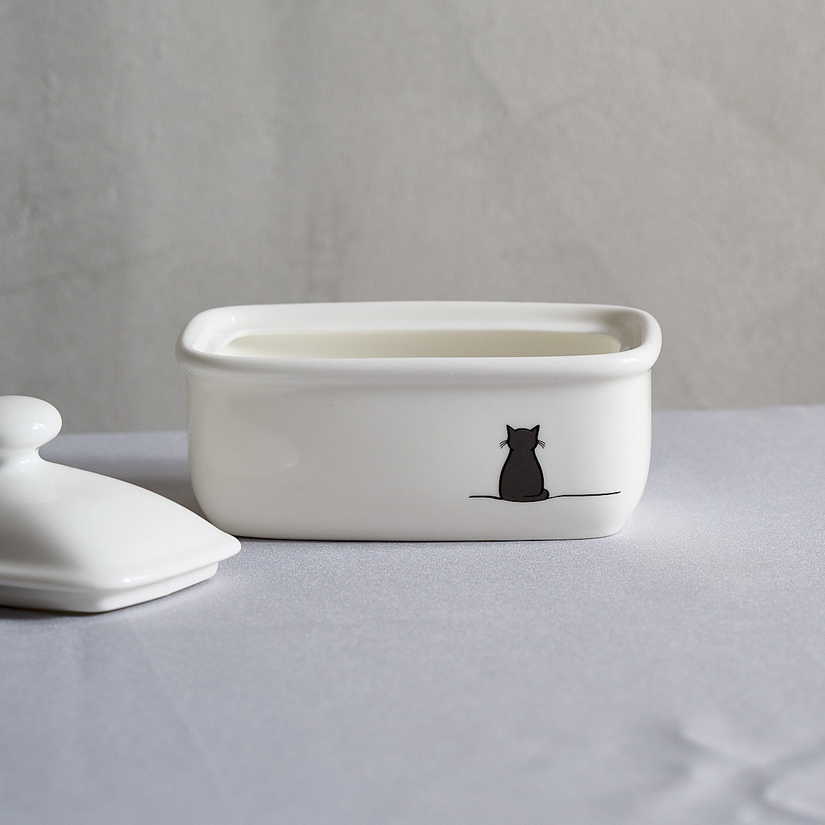 Cat Collection Butter Dish with Sitting Cat