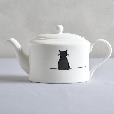 Cat Collection Tea Pot with Sitting Cat