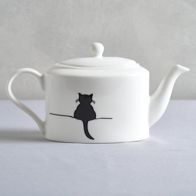 Cat Collection Tea Pot with Crouching Cat
