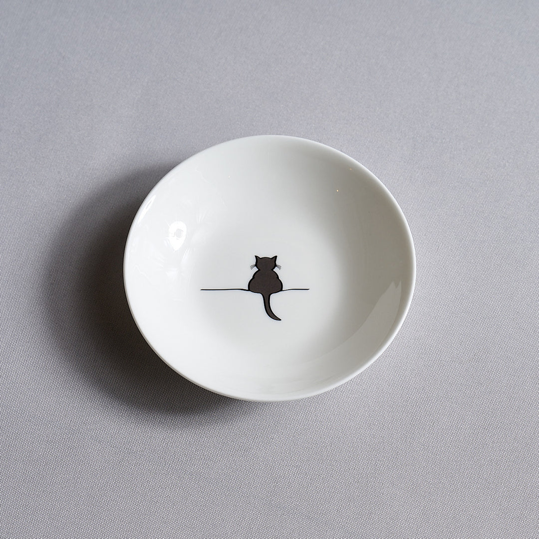 Cat Nibble Dishes, Set of 2, with Sitting Cat and Crouching Cat