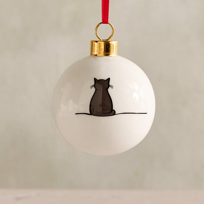 Sitting Cat Bauble close up