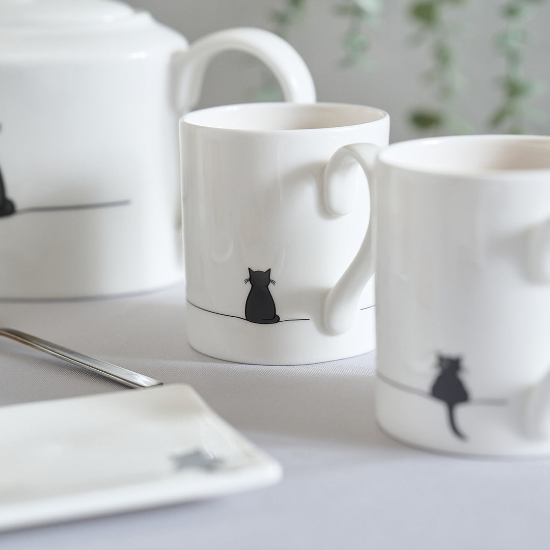 Sitting Cat Mug Close Up