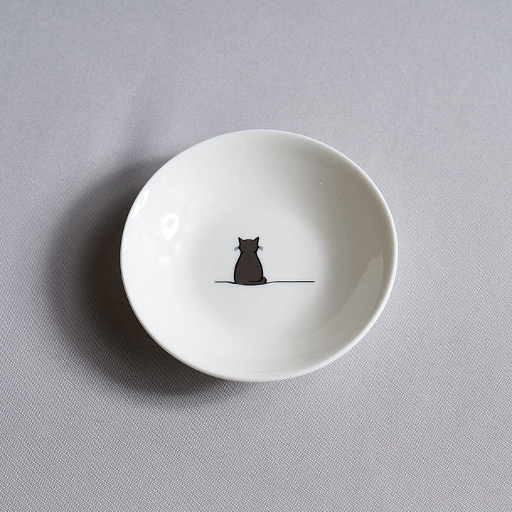 Cat Nibble Dishes, Set of 2, with Sitting Cat and Crouching Cat