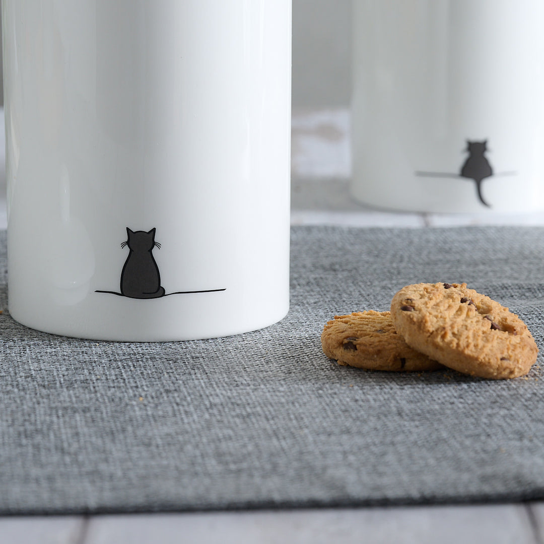 Sitting Cat Storage Jar with cookies