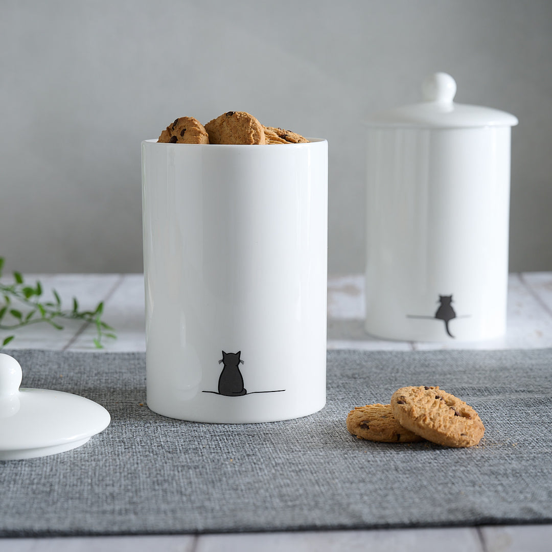 Sitting Cat Storage Jar with cookies