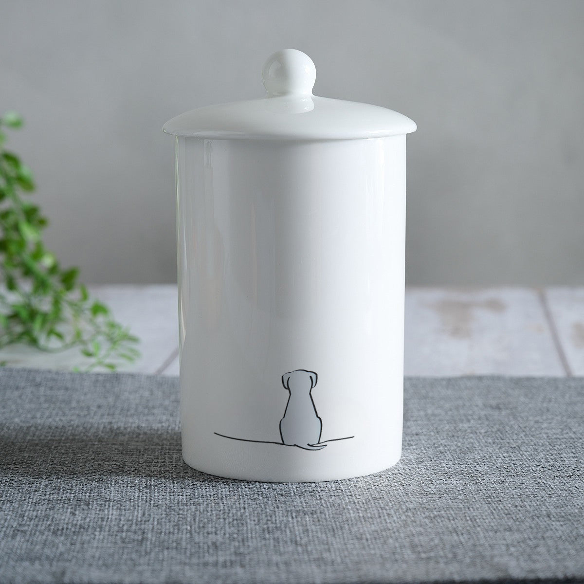 Sitting Dog Storage Jar 900ml - Fine Bone China