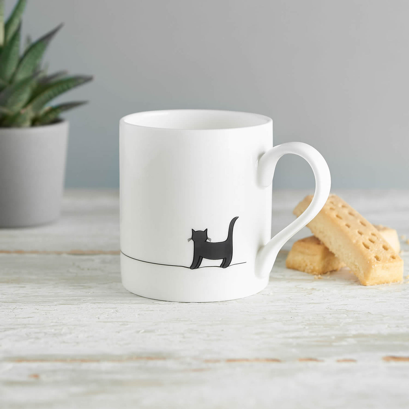 Standing Cat Mug with Shortbread