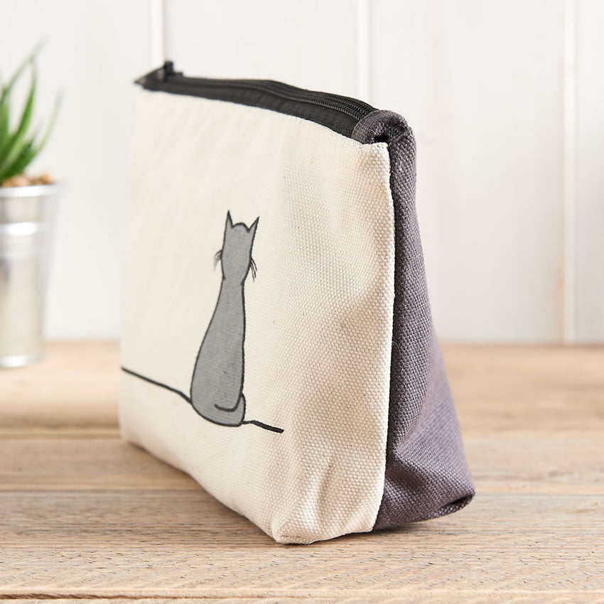 Sitting Cat Zip Bag side angle