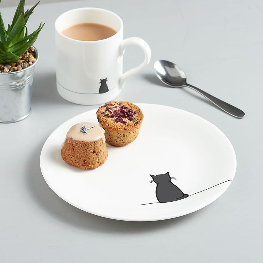 Sitting Cat Side Plate with Cake